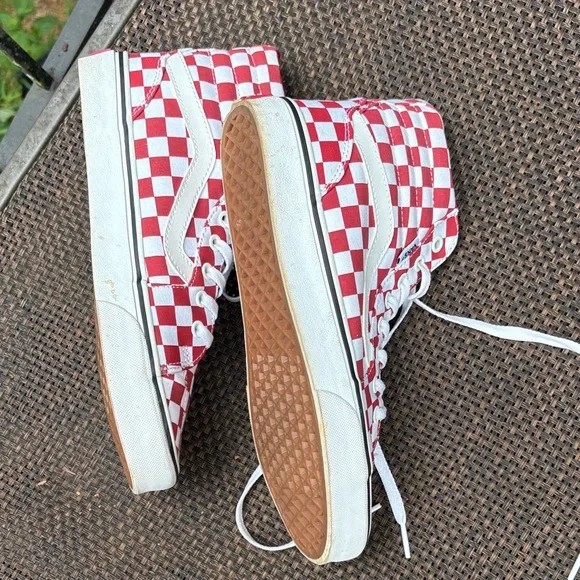 Vans Red and White Checkered High-Tops sz. 9.5 - Picture 6 of 9
